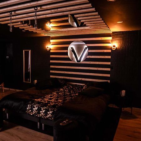 Douceur Du Charme - Love-Room A Charmes Entre Epinal Et Nancy Esterno foto