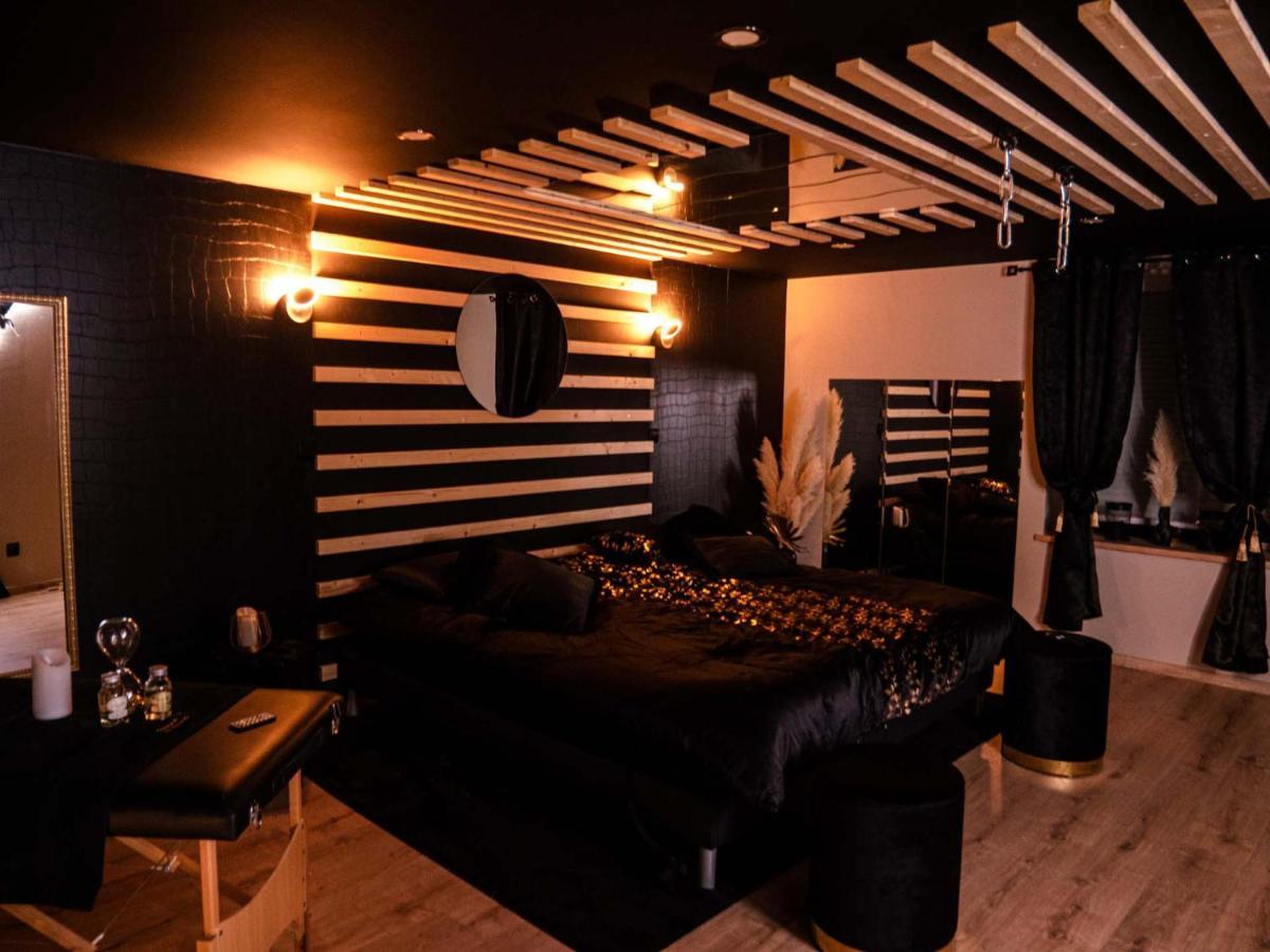 Douceur Du Charme - Love-Room A Charmes Entre Epinal Et Nancy Esterno foto
