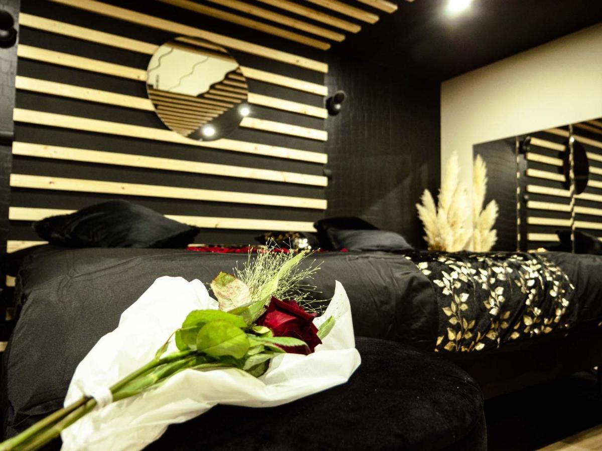 Douceur Du Charme - Love-Room A Charmes Entre Epinal Et Nancy Esterno foto