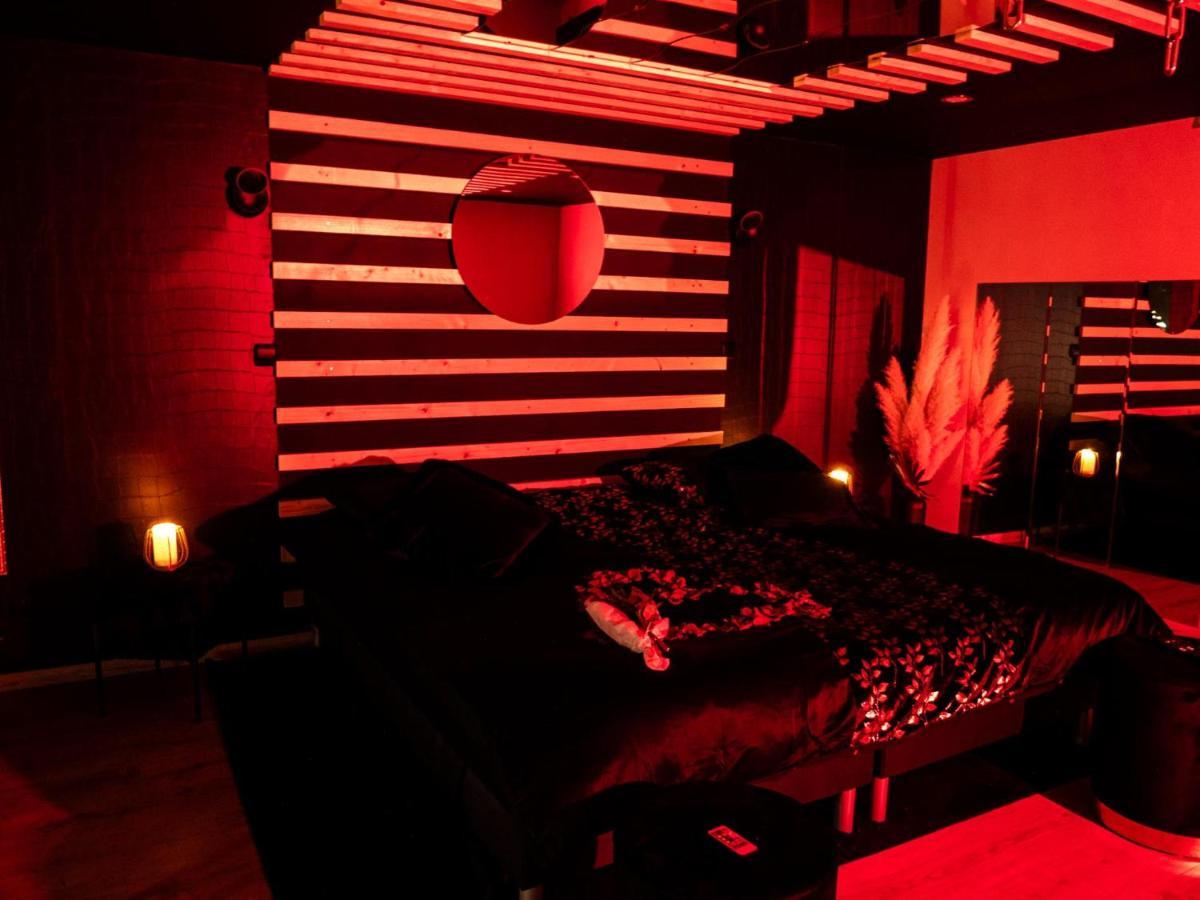 Douceur Du Charme - Love-Room A Charmes Entre Epinal Et Nancy Esterno foto